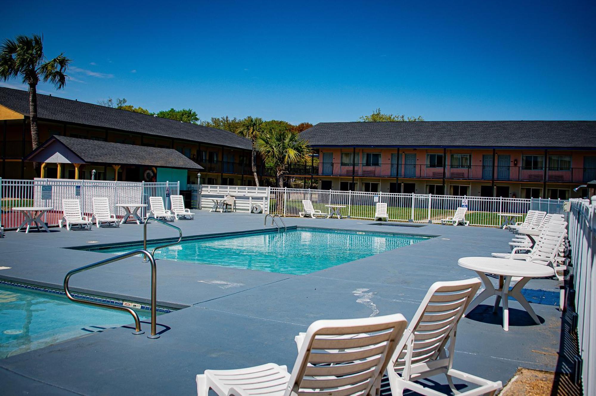 Super 8 By Wyndham Biloxi Motel Luaran gambar