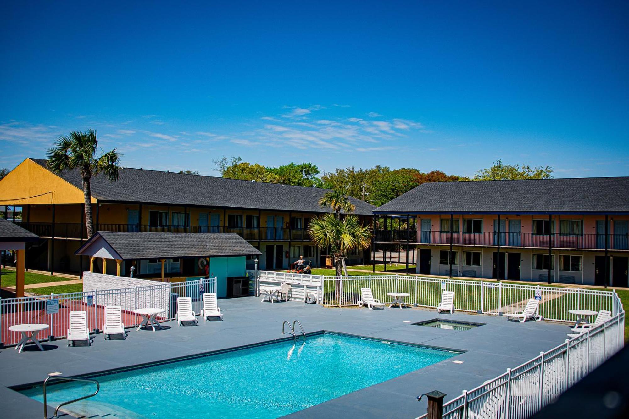Super 8 By Wyndham Biloxi Motel Luaran gambar