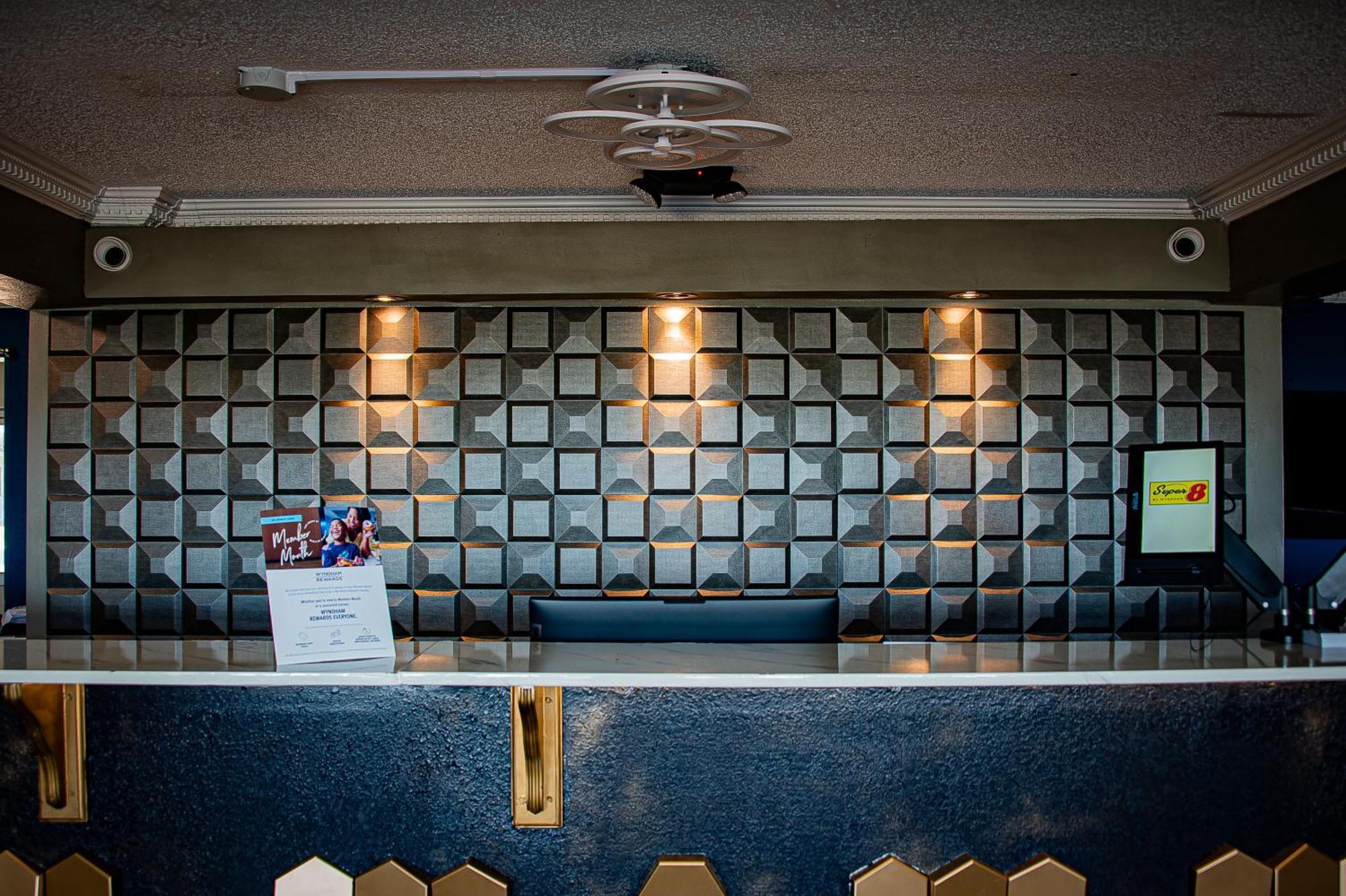 Super 8 By Wyndham Biloxi Motel Luaran gambar